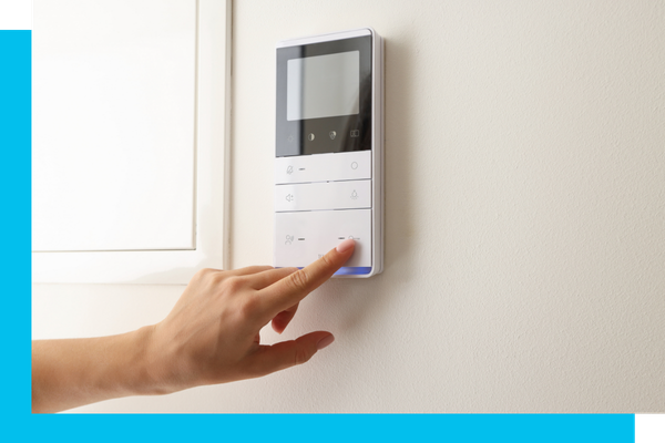 Pressing a thermostat